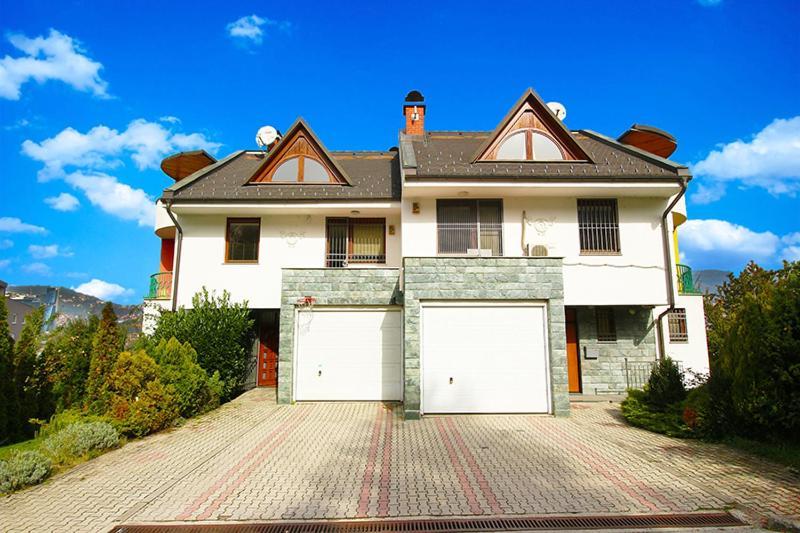 Villa Skenderija West By Poppy Sarajevo Esterno foto